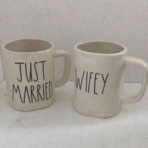 Pair of Rae Dunn Mugs just Martiec wifey Euc
